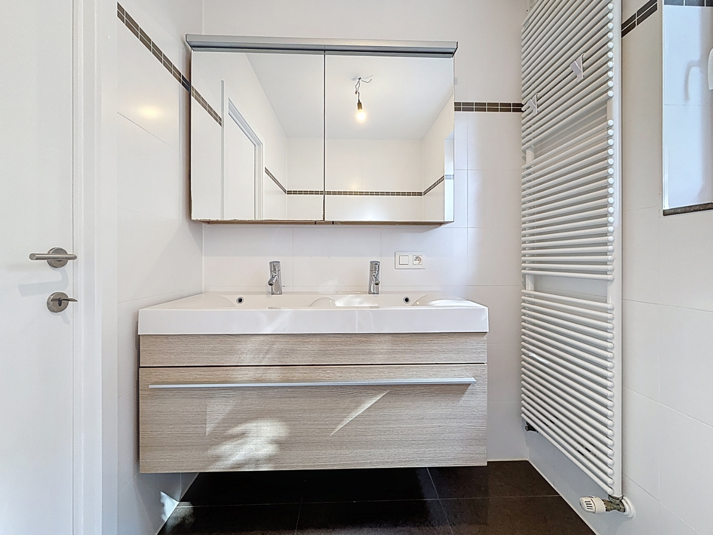 Appartement 2 chambres situé au centre de la ville de Nieuport. - photo 5