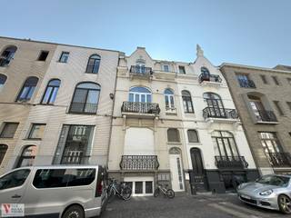Opbrengsteigendom bestaande uit 4 appartementen (vergund geacht als meergezinswoning met 3 woongelegenheden) - deze investering bevindt zich in...