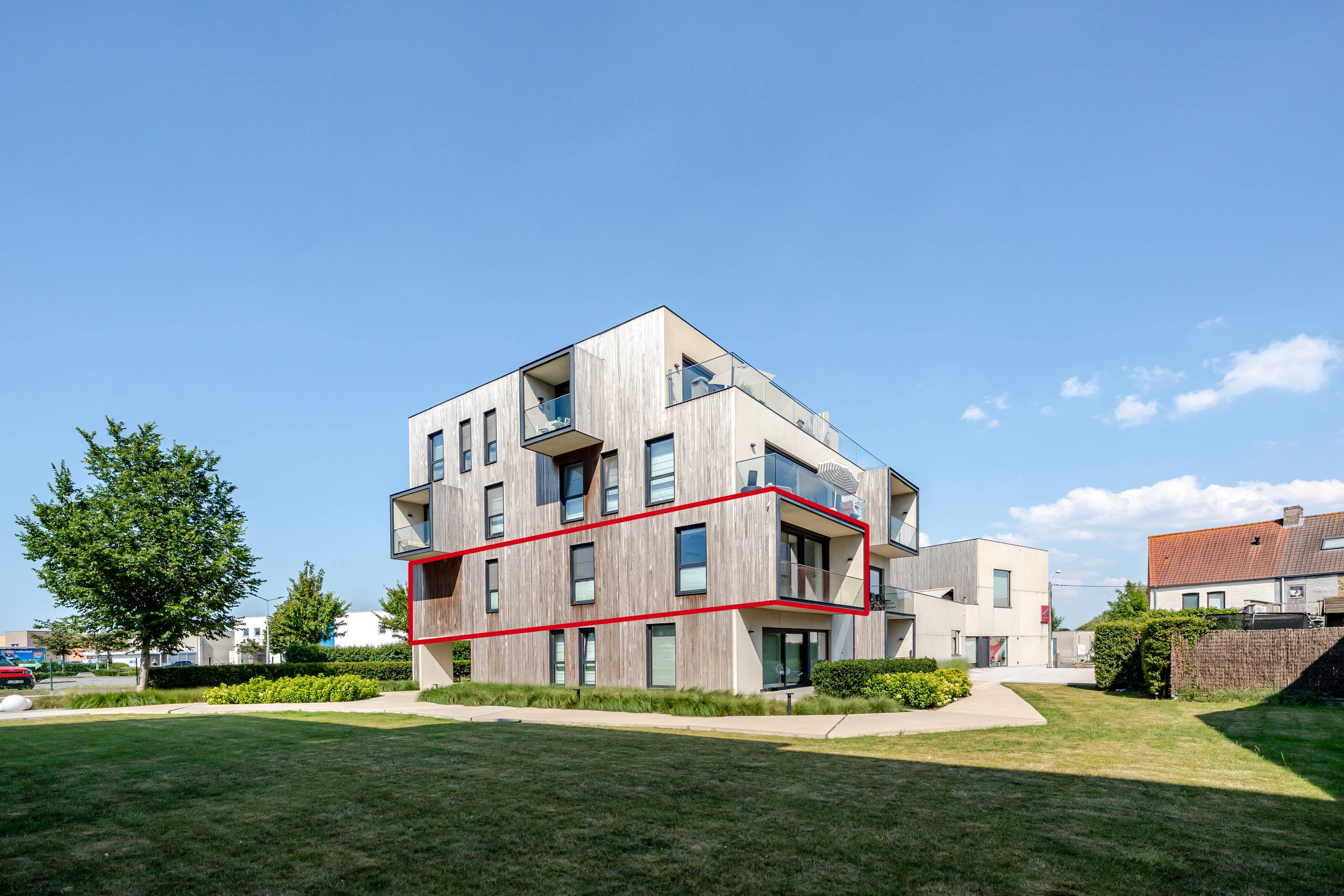 Instapklaar appartement met veel lichtinval en 3 slaapkamers - foto 1