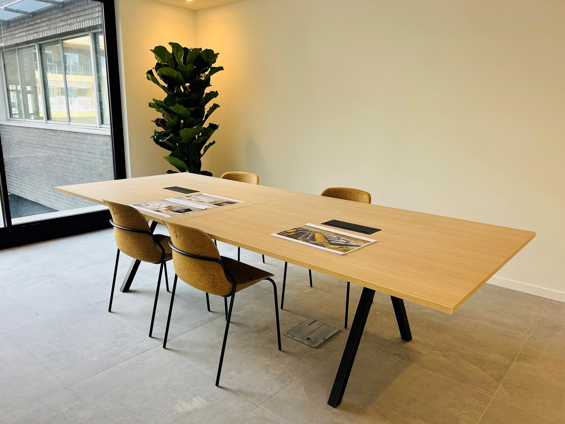 Kantoorruimte 384m² op de gelijkvloerse te huur - foto 4