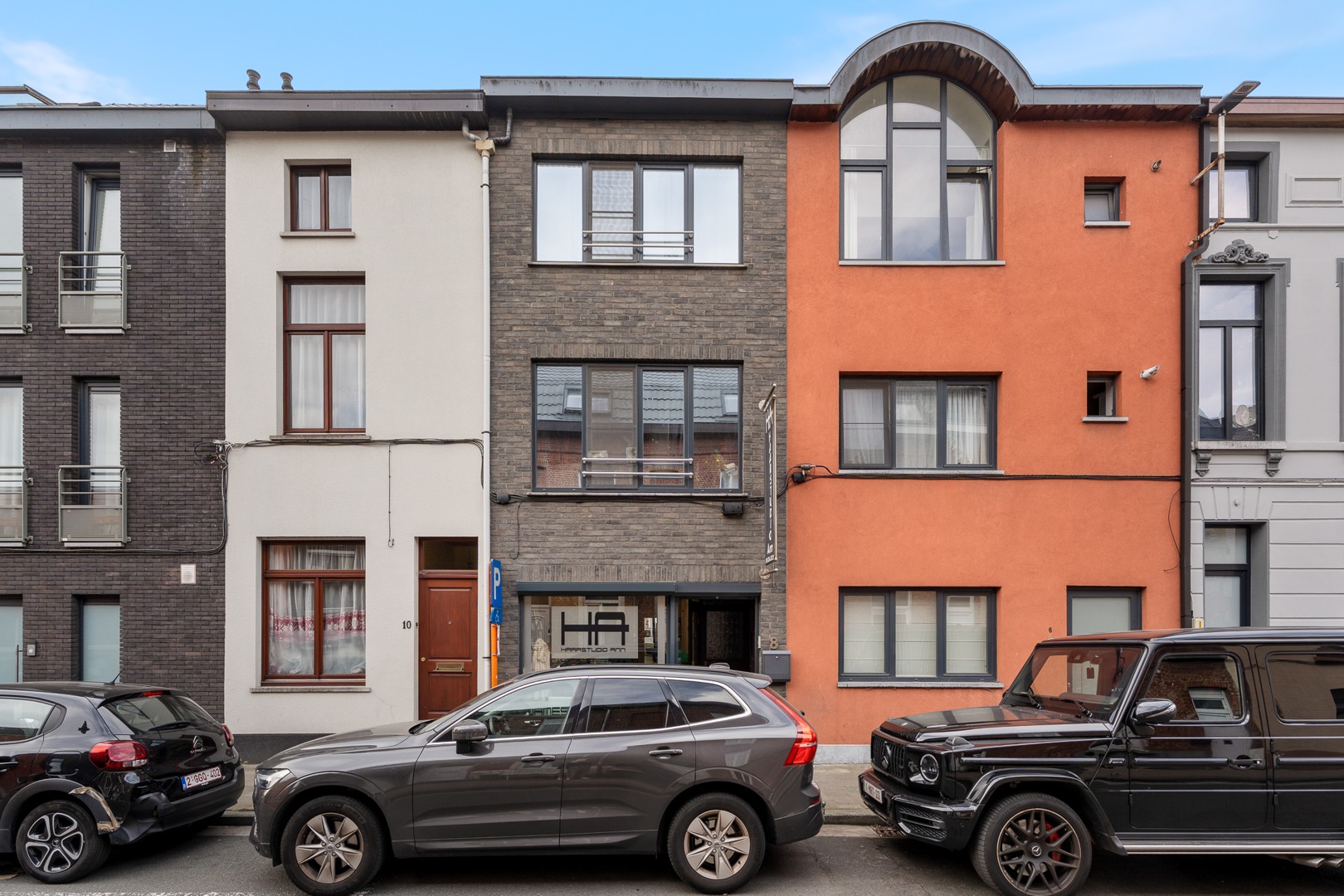 Ruim handelshuis met woonst te koop, centraal gelegen in Gent - foto 1