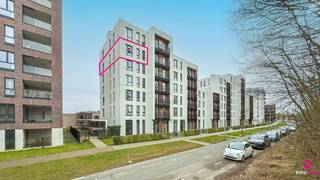 Dit prachtige appartement is gelegen aan de Hendrik Van Veldekensingel 35b Bus 5.02 in Hasselt. Dankzij de gunstige ligging naast het station...