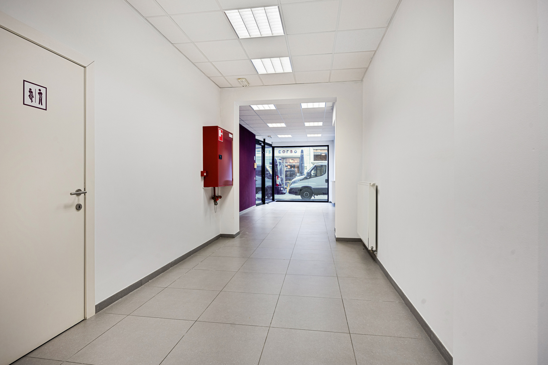 Commercial à louer à Louvain - photo 5