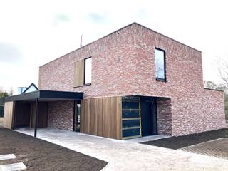 Project in afwerkingsfase - bezoek ter plaatse mogelijk  * Uiterst ruim perceel * Energiezuinig E30 * 2 badkamers * 4 slaapkamers * Luxueuze...