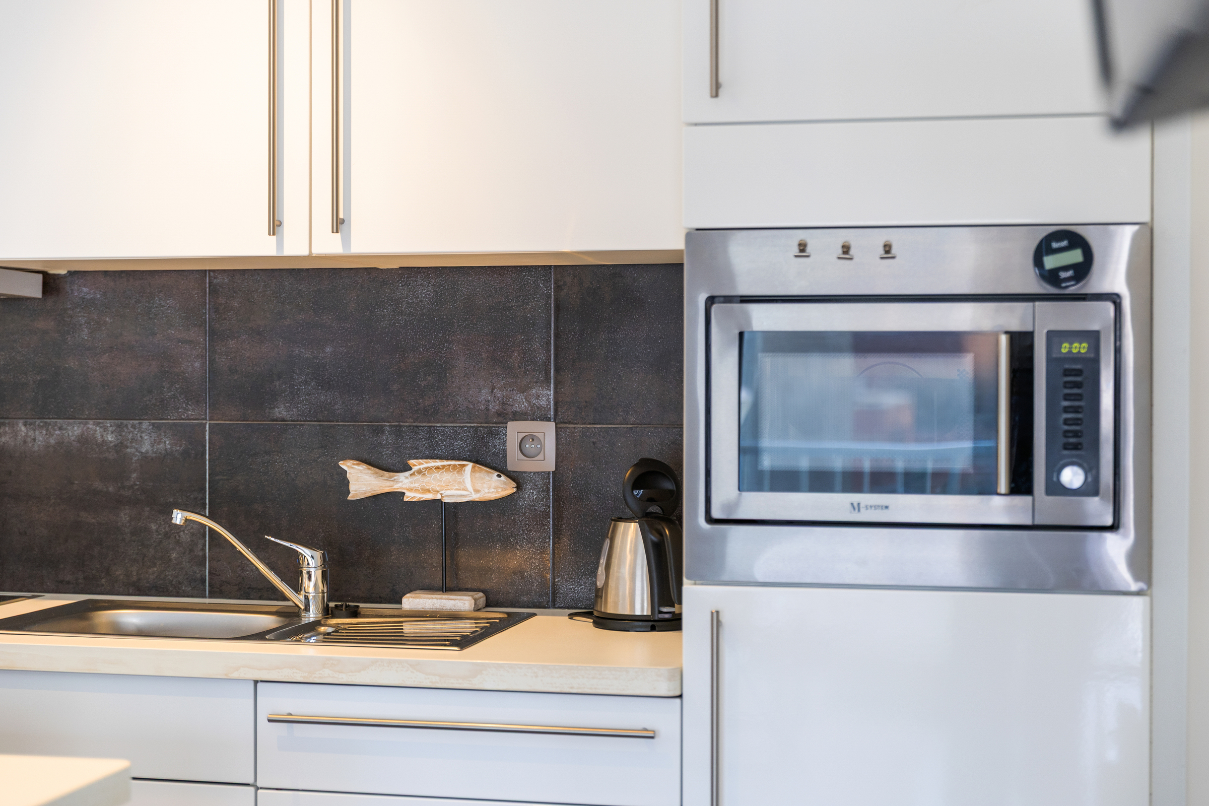 Gerenoveerd appartement met lateraal zeezicht - foto 5