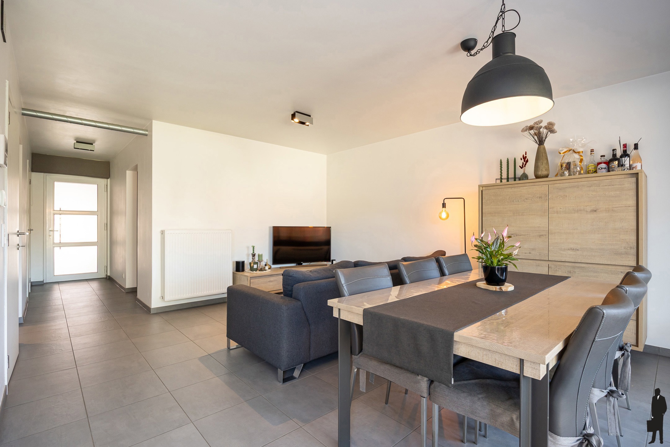 Recent gelijkvloers appartement met staanplaats en tuin - foto 4