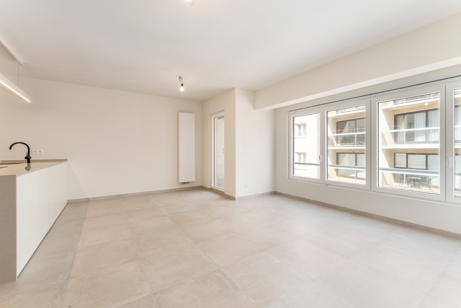 SCHITTEREND VERNIEUWD 2 SLPK APP MET ZIJDELINGS ZICHT OP ZEE - foto 5