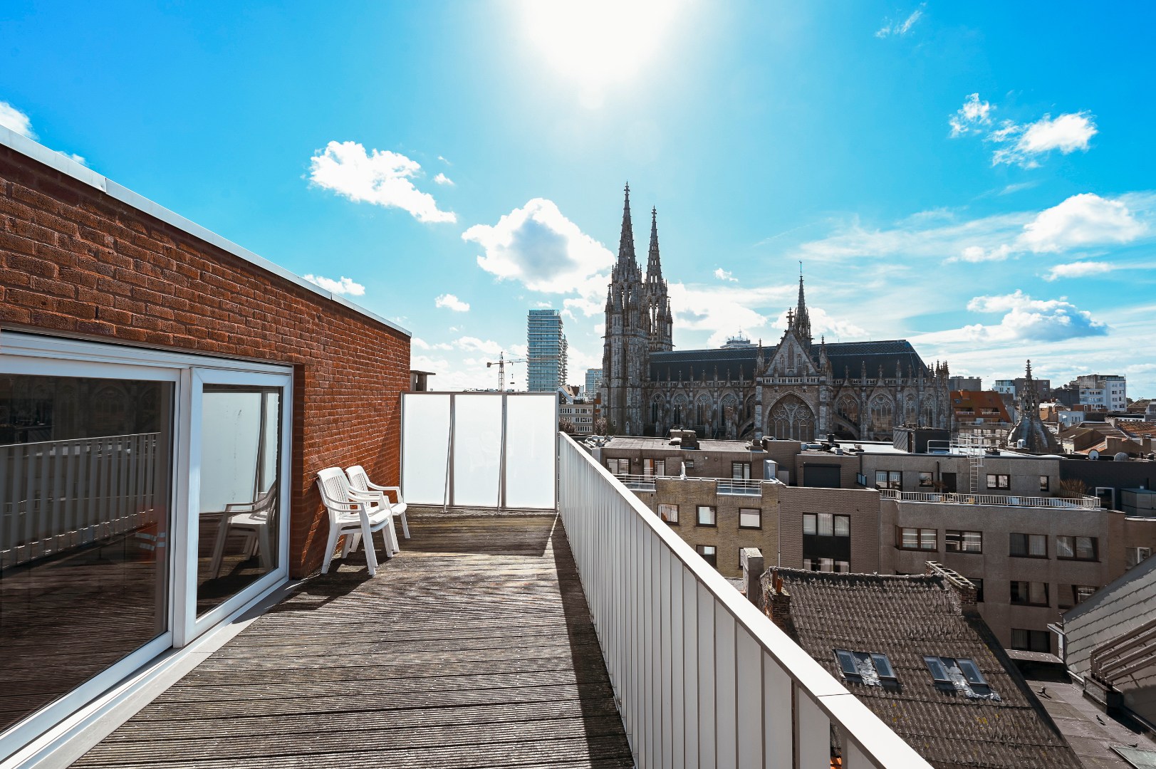 DUPLEX APPARTEMENT MET ZONNETERRASSEN OP TOPLIGGING - foto 1