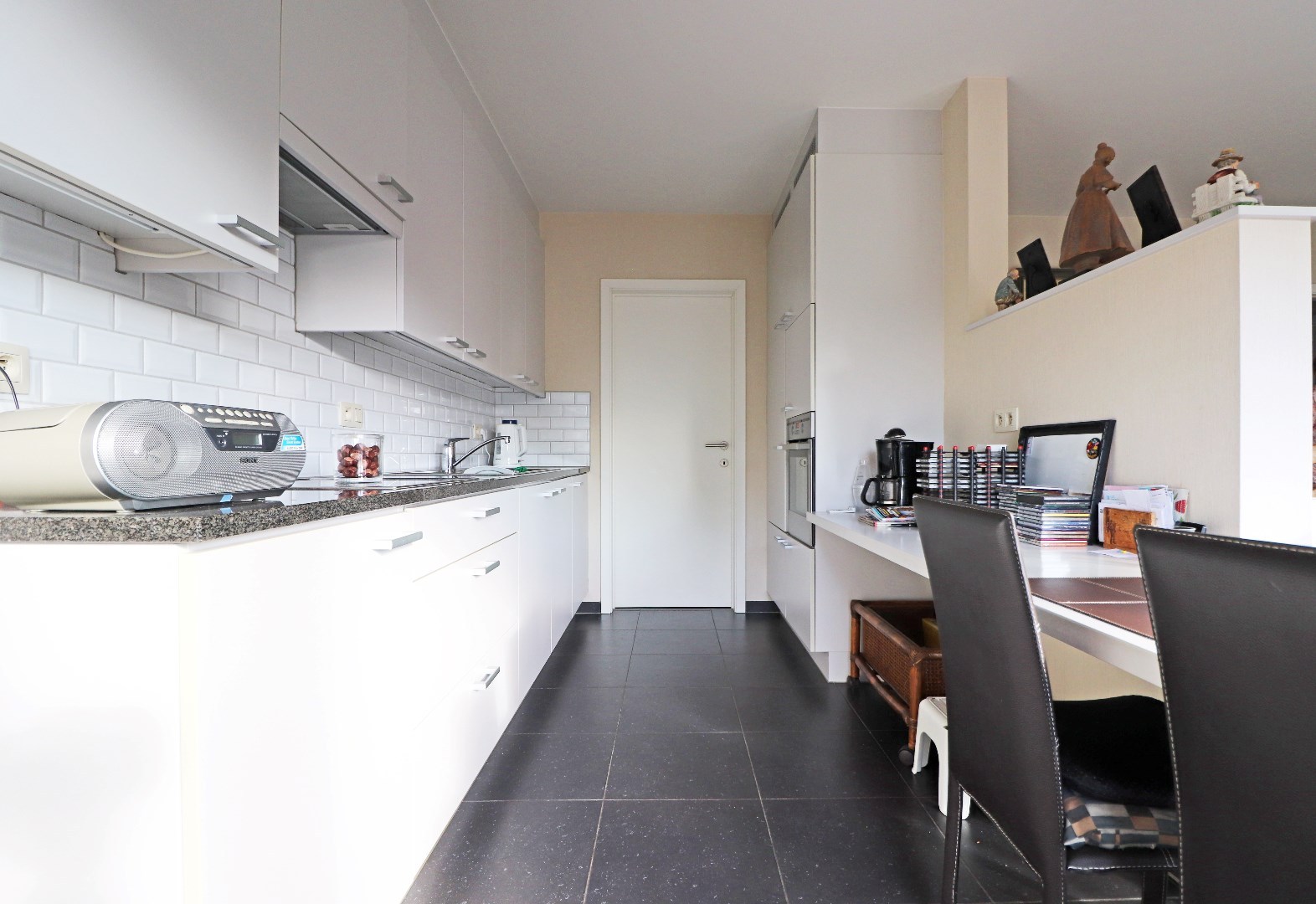 Verzorgd appartement met autostaanplaats - foto 2