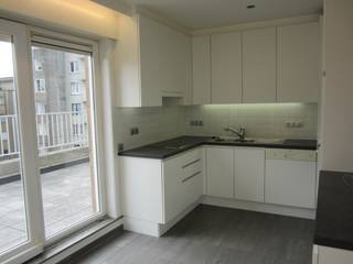 Bright and Spacious Penthouse with Terraces in the Heart of Ostend – Residence Magritte!This beautiful penthouse on the 8th floor of Residence...