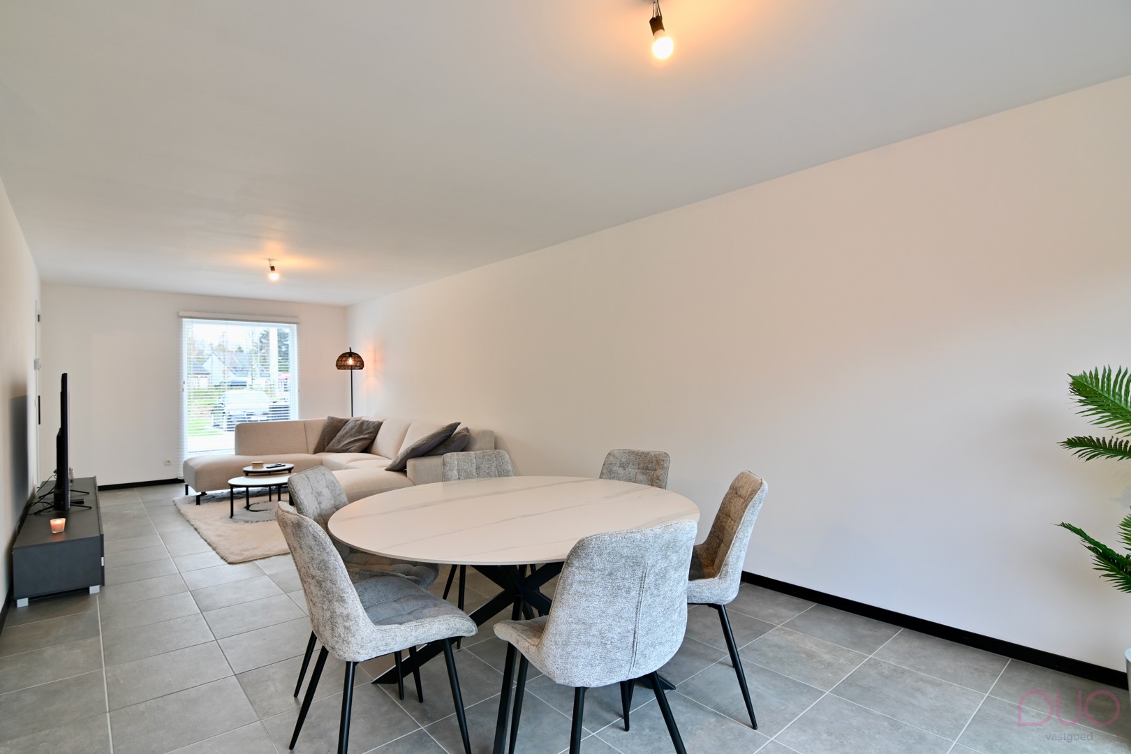 Moderne halfopen gezinswoning. - foto 5