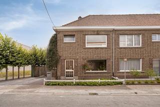 [[ DIT PAND NEEMT DEEL AAN DE ERA OPEN HUIZEN DAG OP 6/12 VAN 14:30 TOT 15:30 ]] Vichte : Deze toffe halfopen woning kan je terugvinden in een...