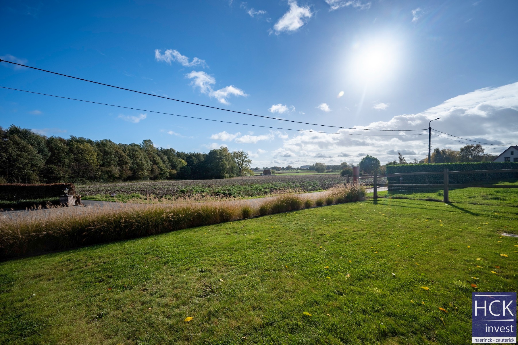 KRUISHOUTEM - Instapklare en prachtig gelegen woning met 4 SLPK. én zwembad - foto 3