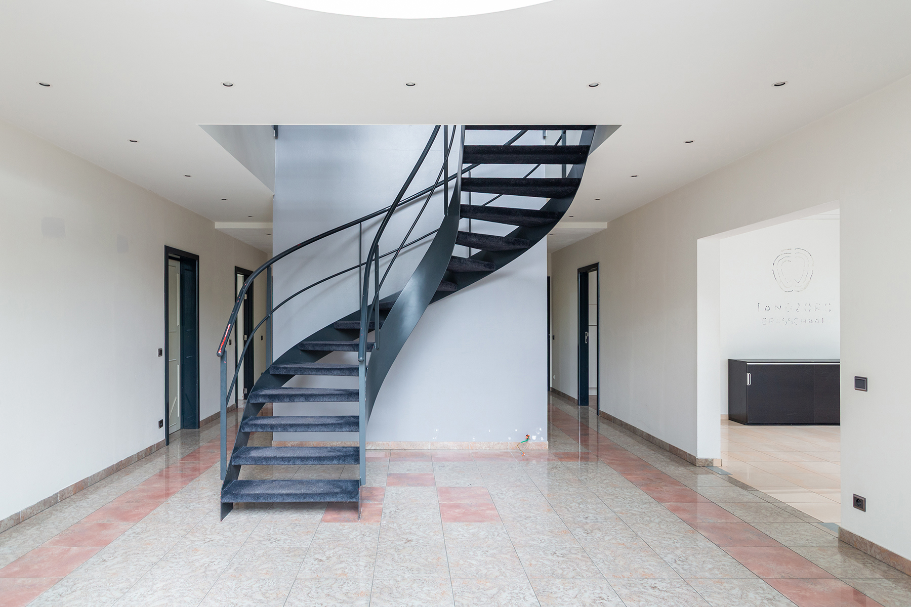 House for sale in Brasschaat with 4 bedrooms - photo 3