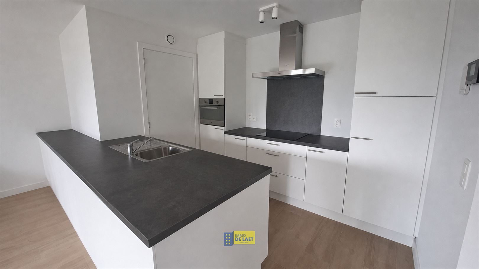 Appartement à louer à Schoten avec 3 chambres - photo 4
