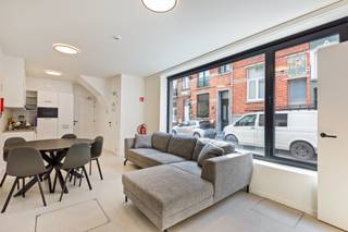 Te huur: Studentekoten in het hart van Mechelen, gelegen aan de Lange Pennincstraat, op wandelafstand van winkels en openbaar vervoer.Deze proper...