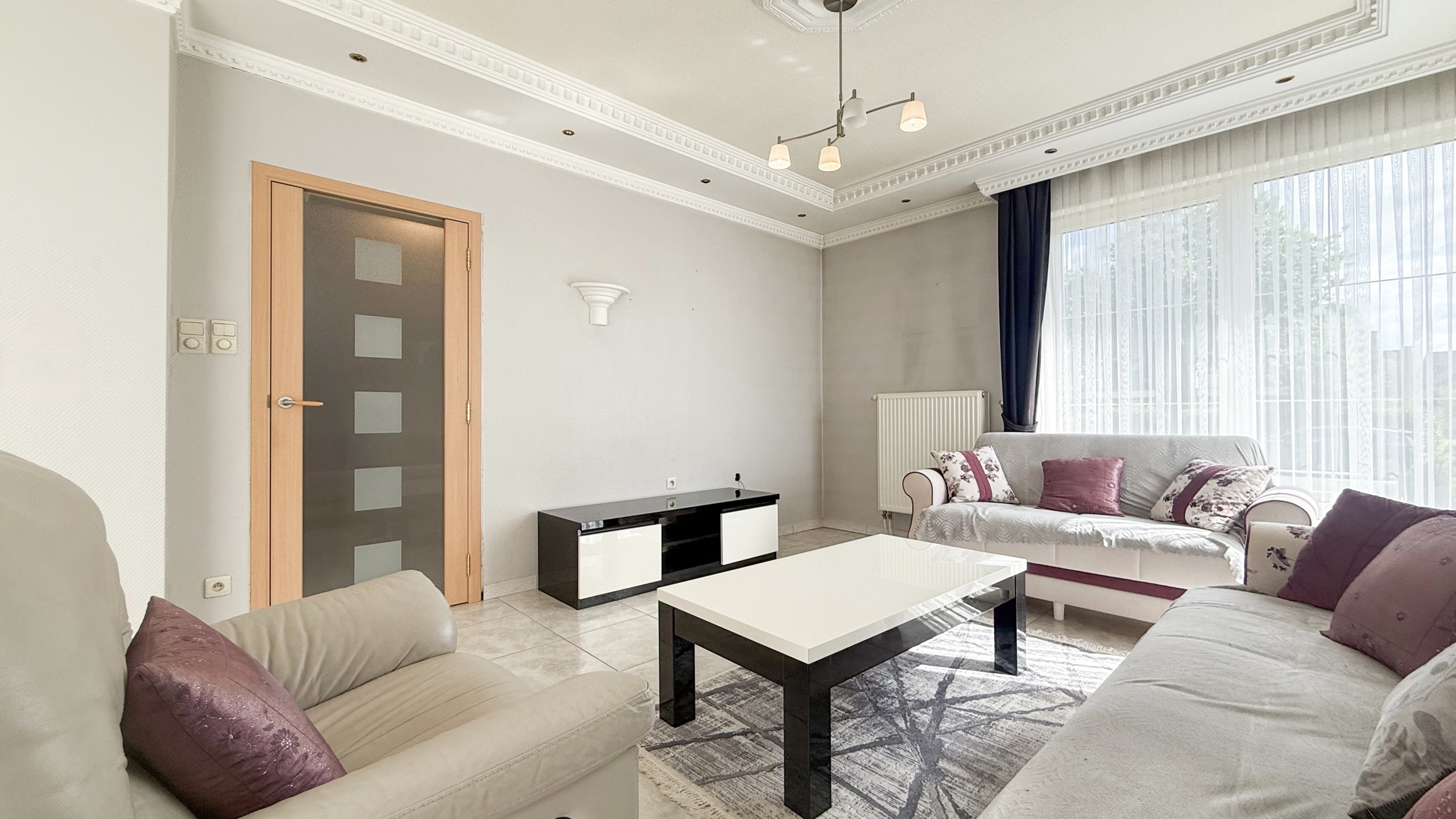 Ruime woning met 4 SLPK op een toplocatie! - foto 5