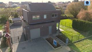 NEW TO BEVERGuide price : 457,000 euro Recent open building with garage.This house built in 2016 is very quietly located in the green Bever, near the...