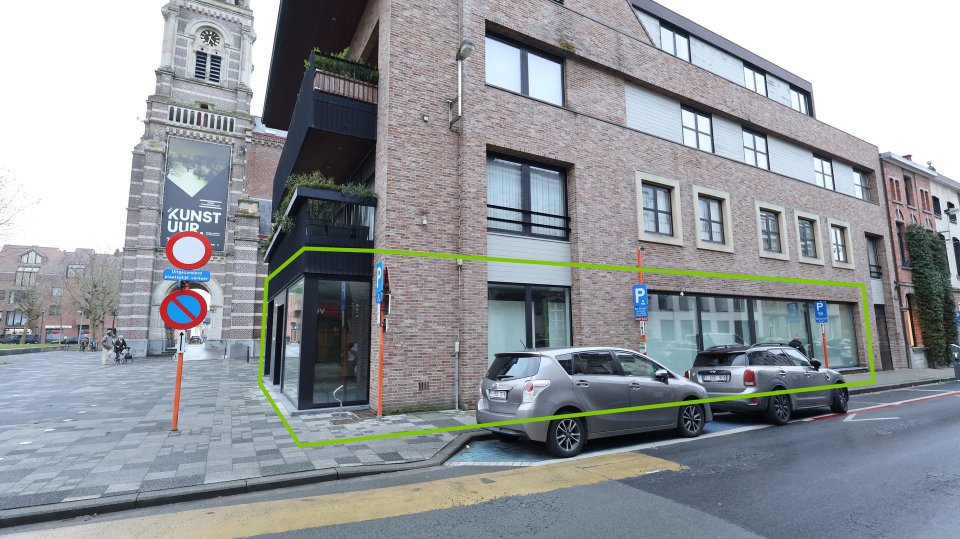 Handelspand te huur in het centrum van Roeselare met goede zichtbaarheid - foto 2