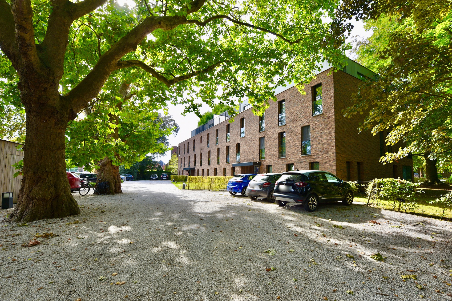 Lichtrijk driegevelapp met 2 slpk, terras en autostpl voor 319000 EUR - foto 3