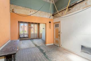Bent u op zoek naar een renovatieproject op een toplocatie?Dan is dit uw kans.Ontdek deze uitzonderlijke opportuniteit aan de gegeerde Vlaamsekaai:...