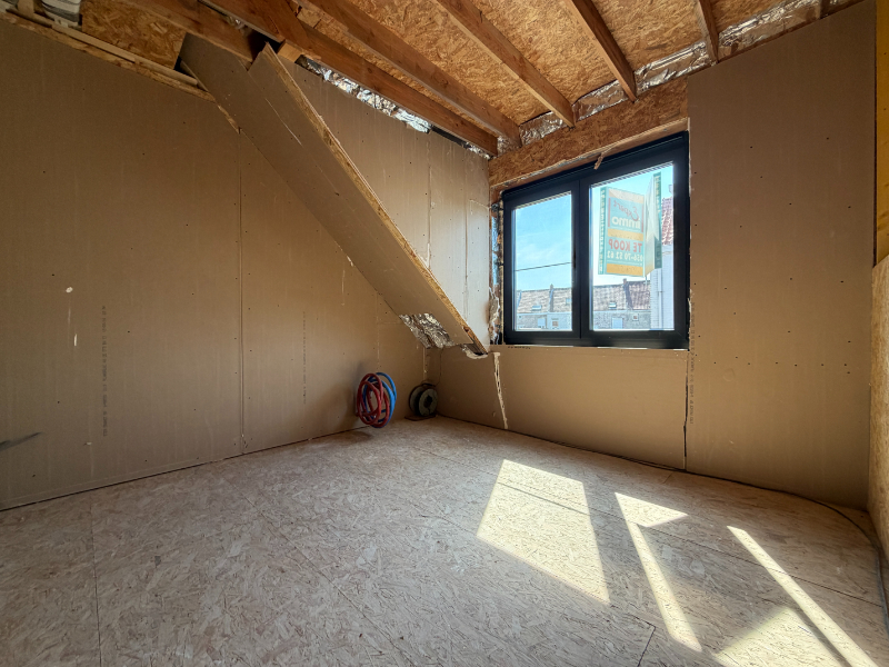 ✨Verder af te werken ... reeds grondig gerenoveerde gezinswoning met 4 slaapkamers - TE KOOP via EXPERT-IMMO✨ - foto 4