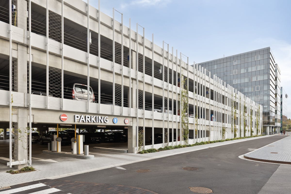 Covered parking at Westwing Park for rent - photo 1