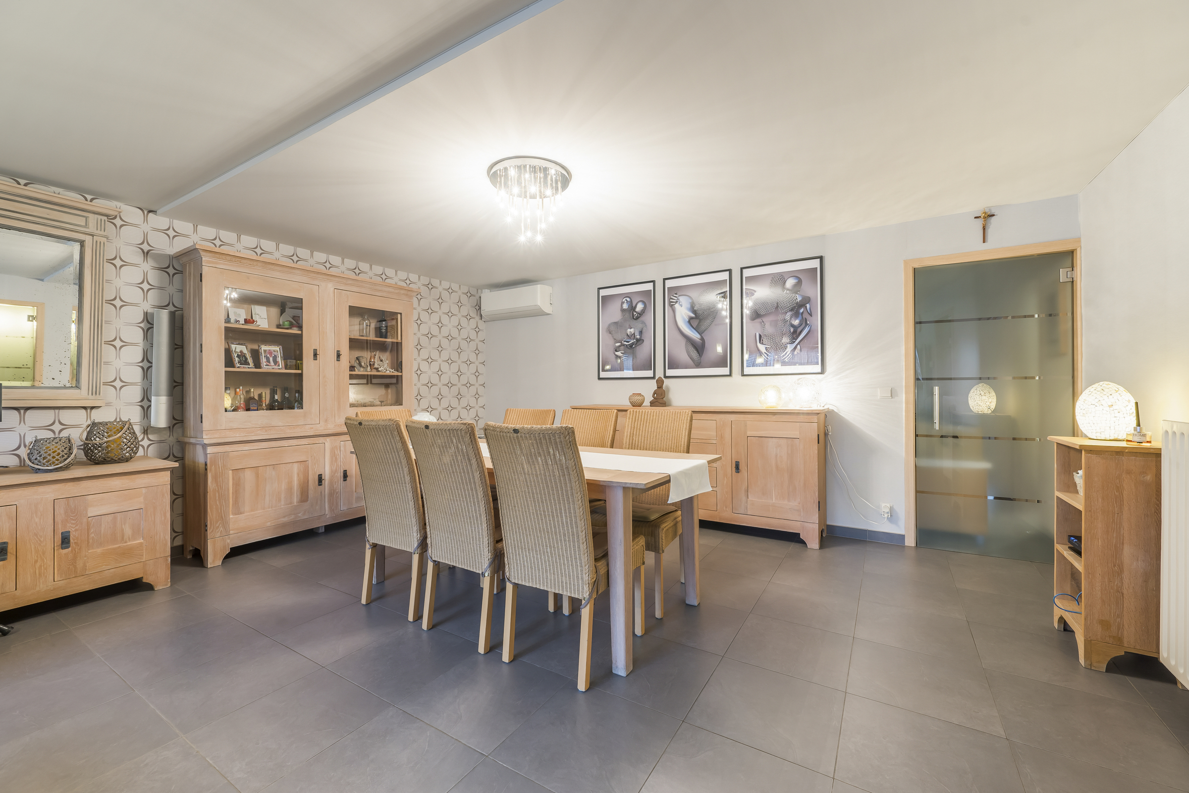 Ruim appartement met 3 slaapkamers en groot terras in Temse - foto 4