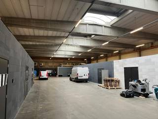 Commercial for rent in Aartselaar