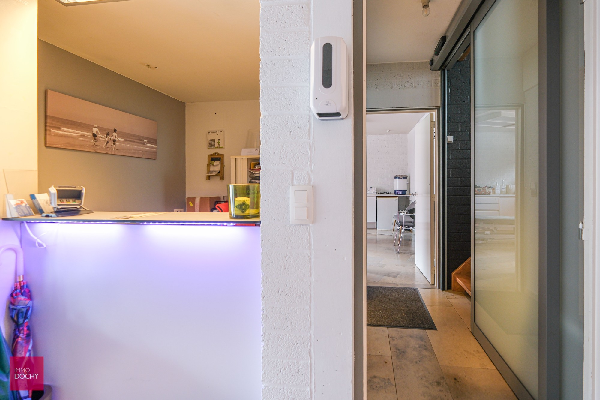 Woning met tuin en ruime (groeps)praktijk of kantoren - foto 4
