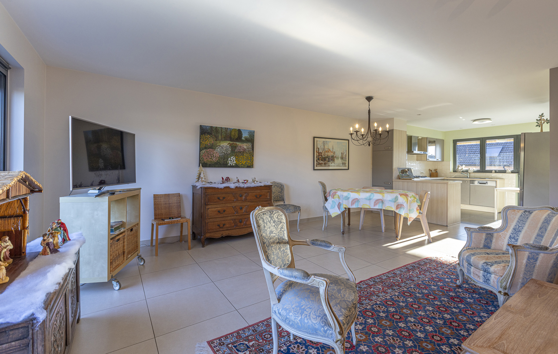 Recente gezinswoning met 3 slaapkamers nabij centrum Dilbeek - foto 2