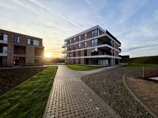 Ben je op zoek naar een instapklaar, energiezuinig appartement met moderne afwerking en veel lichtinval? Dan is dit prachtige nieuwbouwappartement...