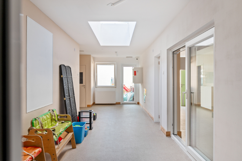 Centraal gelegen ruime handelswoning met handelsruimte ca. 160m2 &amp; te renoveren woonstgedeelte 165m2 &amp; tuin - foto 4