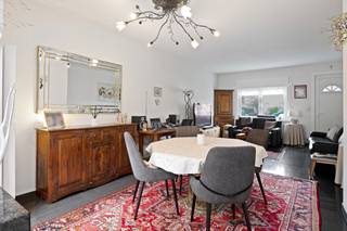 Deze charmante woning in de Papegaailaan ligt in een rustige buurt, vlakbij winkels, scholen en openbaar vervoer. Perfect gelegen voor wie houdt...