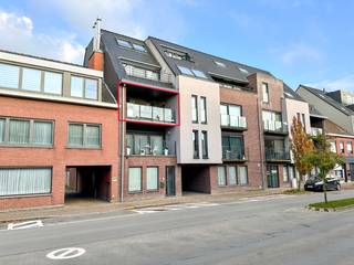 Vlakbij het centrum van Torhout vinden we dit instapklare appartement. Met een oppervlakte van +100 m² geniet je hier van meer dan...