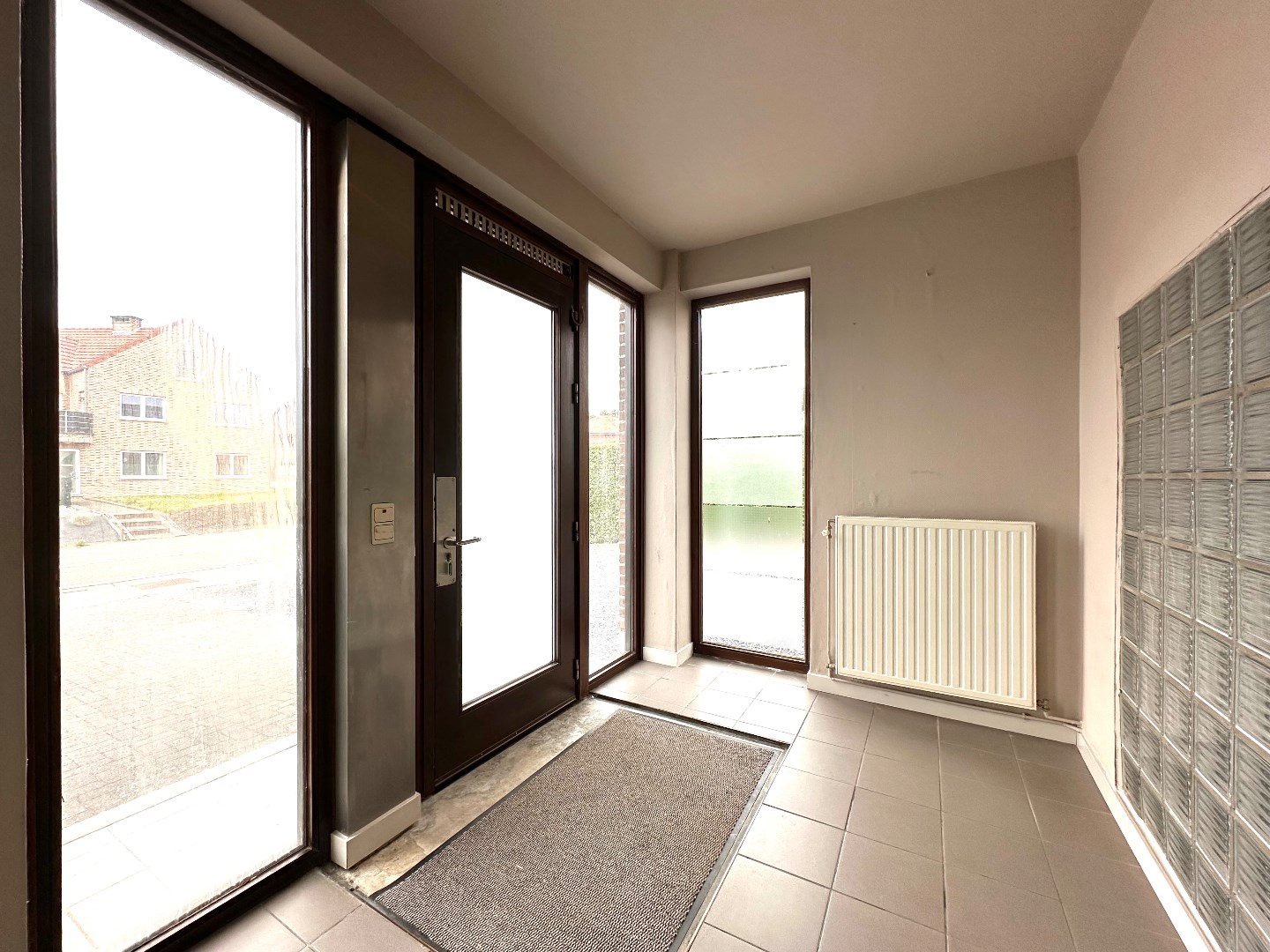 Ruim gelijkvloers appartement met 3 slaapkamers in Mal (Tongeren) - foto 2