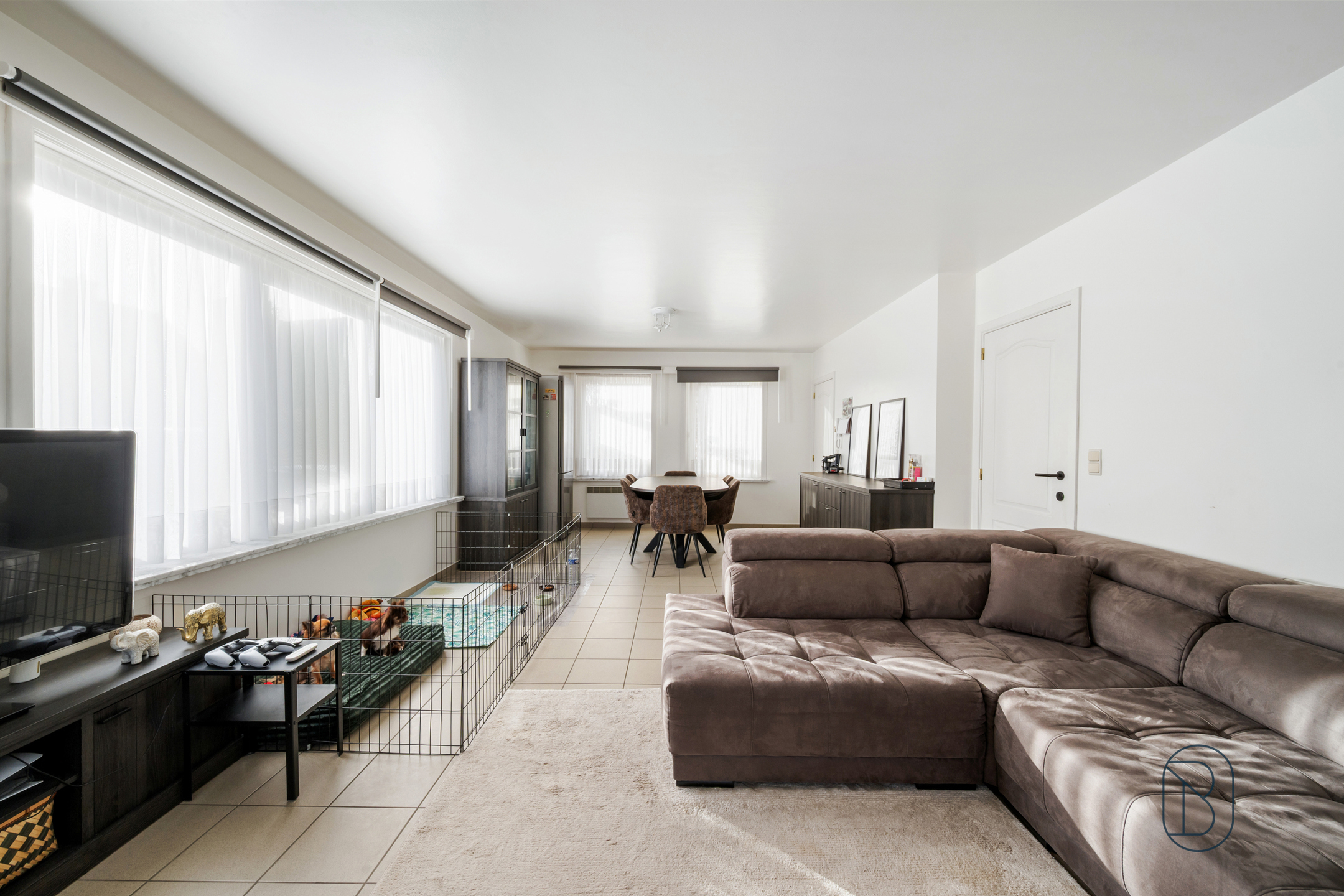 Ruim gelijkvloers appartement met 2 slaapkamers en terras! - foto 5