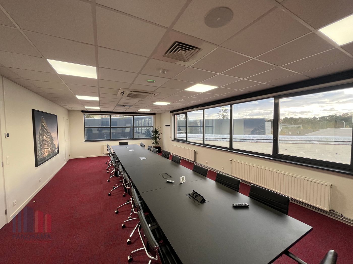 250 m² of office space AFTER the E40 motorway - photo 4