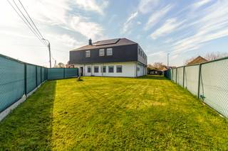 Interesse? Neem gerust contact op met Erik via erik@copandi.be of via 0497/530796.Deze ruime open bebouwing is gelegen in Boortmeerbeek (Hever), meer...