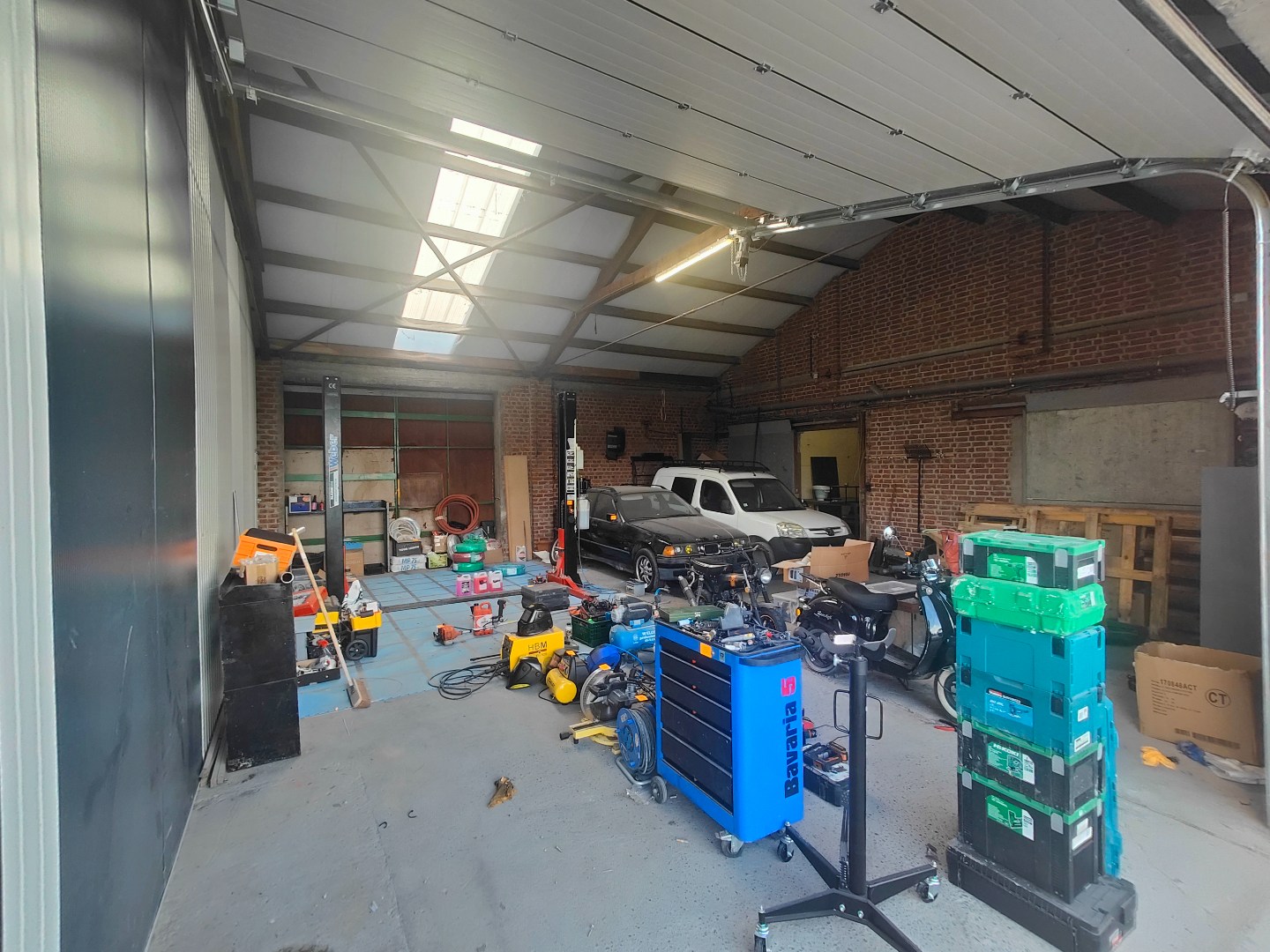 Loods van 190m² met automatische inrijpoort - foto 5