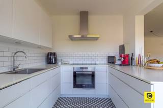 <p><span>Cette maison ou cet appartement participera au marathon de vente le </span><span>samedi 9 mai 2026.</span></p><p><span>Vous pouvez venir voir cette maison ou cet appartement </span><span>entre 09h et 12h.</span></p><p><span> </span></p><p><span>Vous souhaitez visiter ? Inscrivez-vous sur <span>info@coprimmo.be</span></span><span> ou via le calendrier de rendez-vous en ligne directement (si possible) sur la page de ce bien.</span></p><p><span> </span></p>