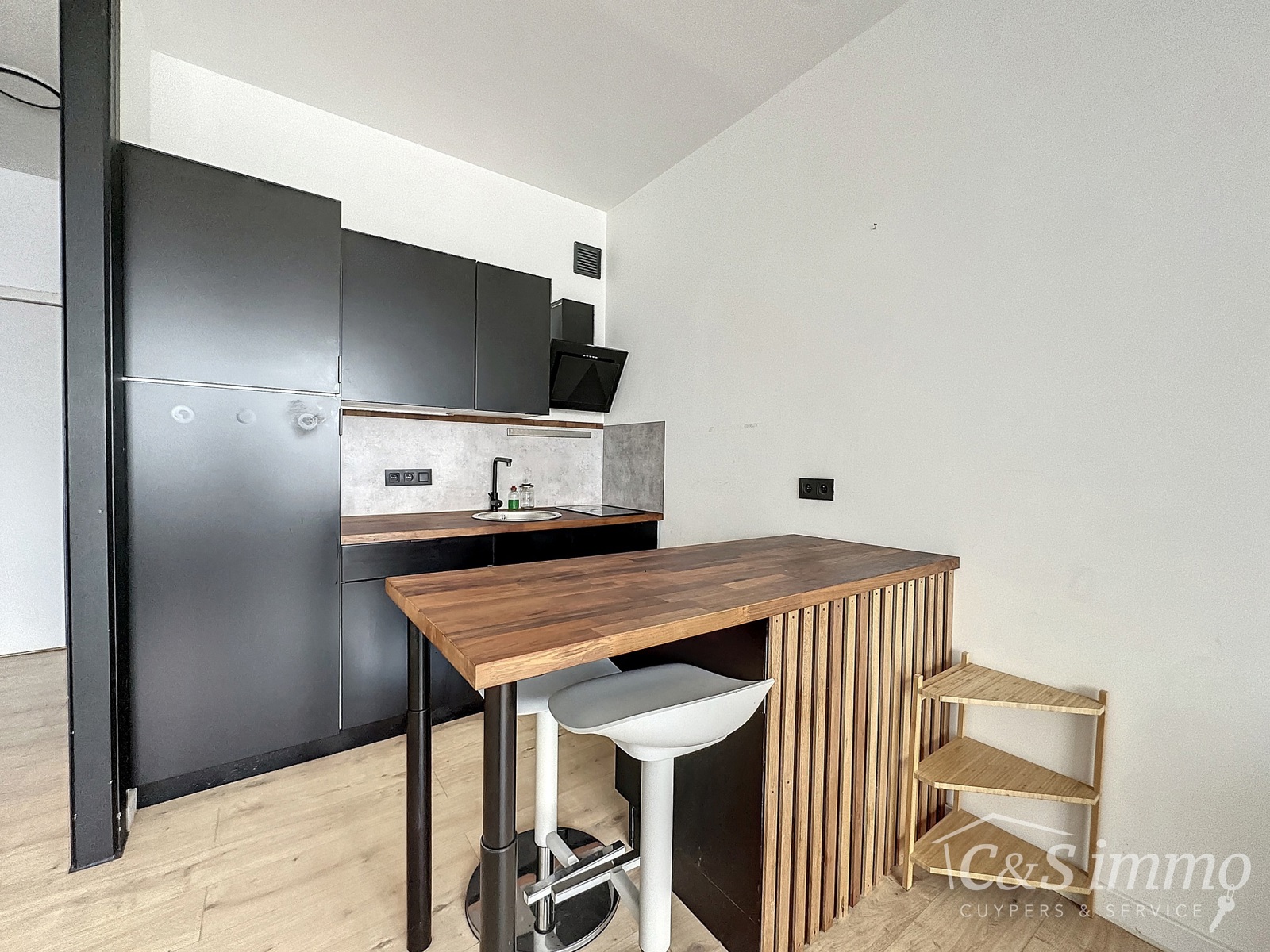 Apartment for sale in Antwerp with 1 bedroom - photo 2