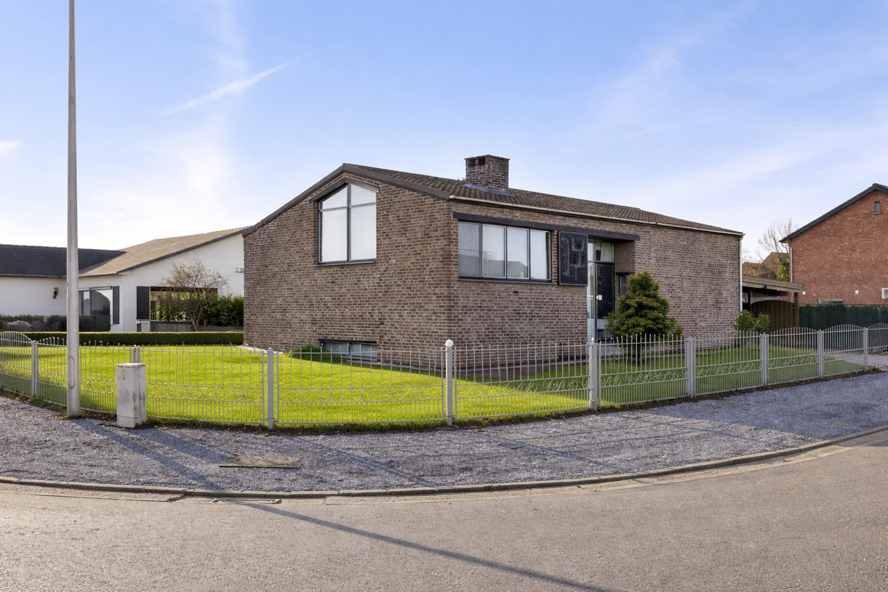 Karaktervolle woning met 4 slaapkamers - foto 2
