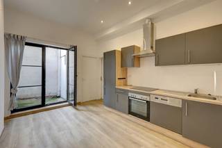 <p><span>Charmante maison de ville de trois chambres située dans le centre de Malines</span></p><p><span> </span></p><p><span> </span></p>