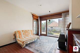 Te koop: te renoveren appartement in Koksijde, rustig gelegen in de Uilenspiegelstraat, met een zongerichte tuin van 80 m². Dit appartement (bouwjaar...