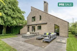Come and discover this house at the Pre-sale Saturday 25/04 from 9 a.m. to 10:30 a.m., make your appointment now! Discover this 3-room detached...