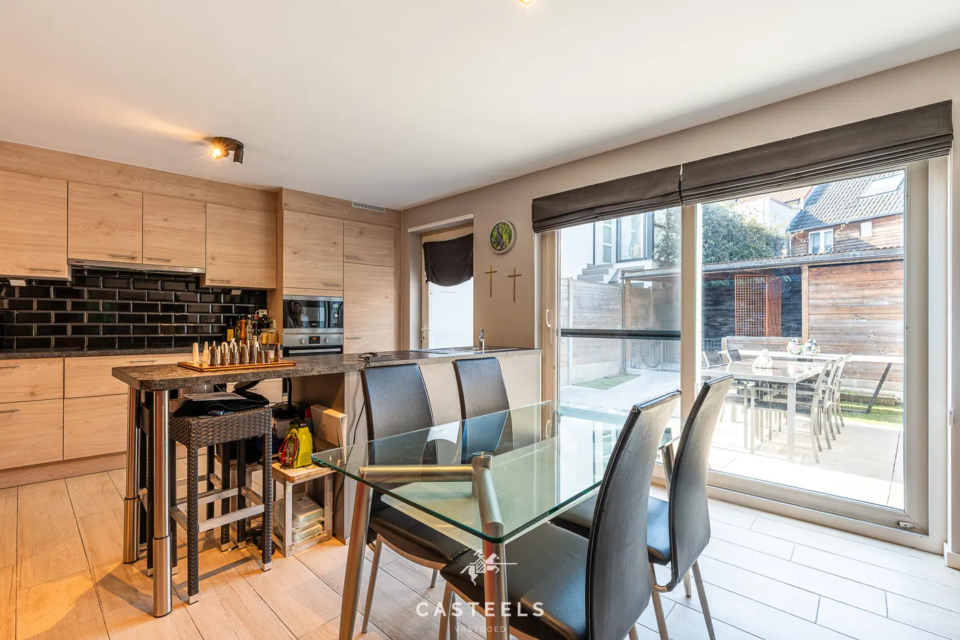 Woning met tal van mogelijkheden in Assenede - foto 4