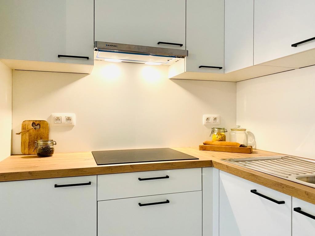 Appartement met 1 slaapkamer, terras met tuin en autostaanplaats - foto 4