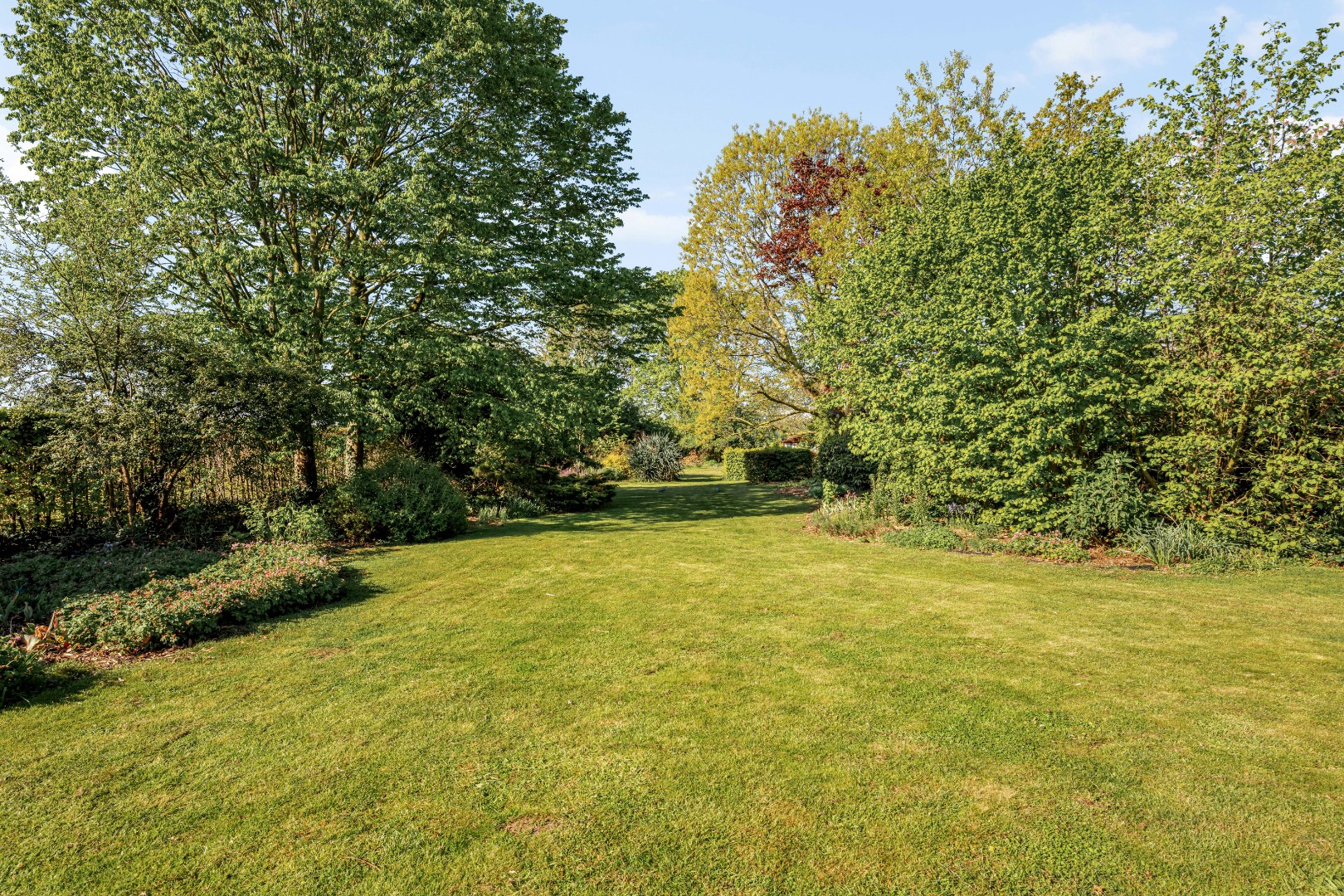 Vrijstaande villa met uitzonderlijke tuin van 2.425 m² te Lokeren! - foto 5