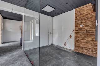 Voor meer info of een bezoek, bel 054 69 39 31 - Op een gunstige locatie nabij het centrum van Liedekerke bevindt zich dit gelijkvloers...